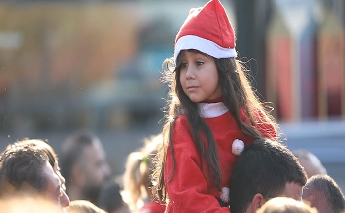 Banin celebrates Christmas in several Lebanese regions, and the Commune of Eid distributed more than 3000 gifts for children. children Translations of